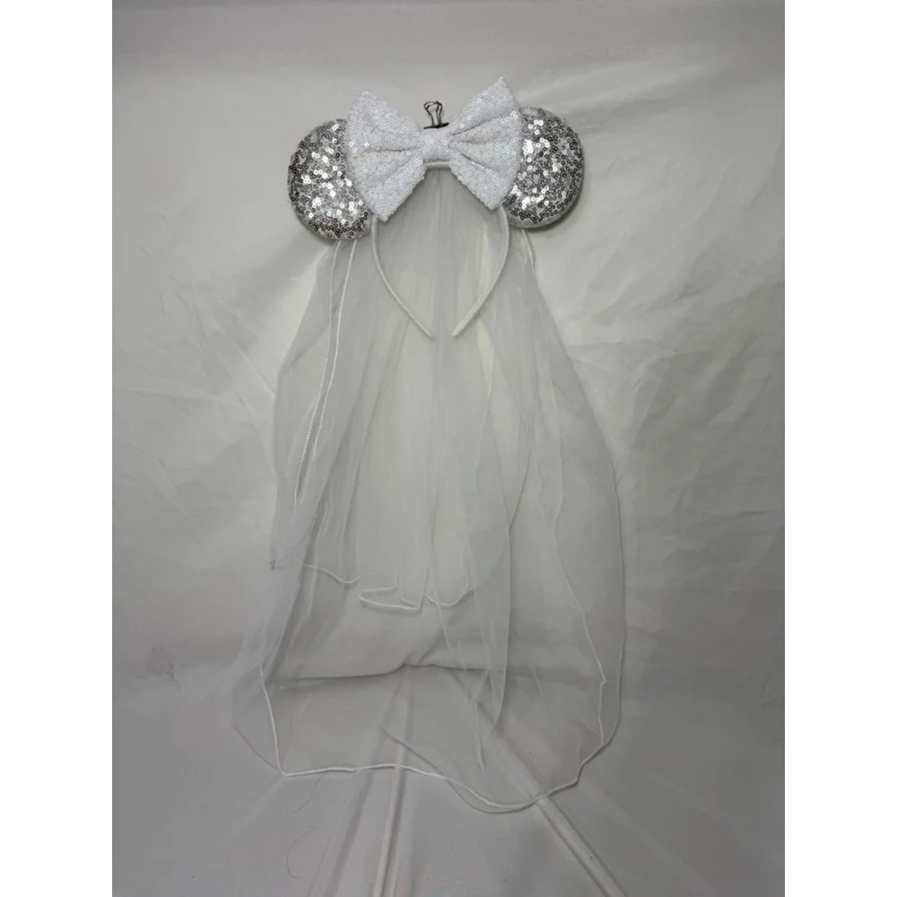 Women’s Bridal Minnie Ears - Unbranded - White/Silver with Veil
